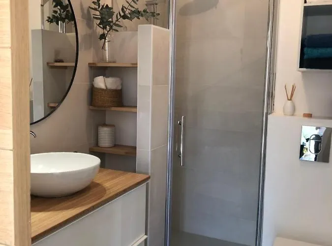 Cosy Avec Piscine A 公寓 *